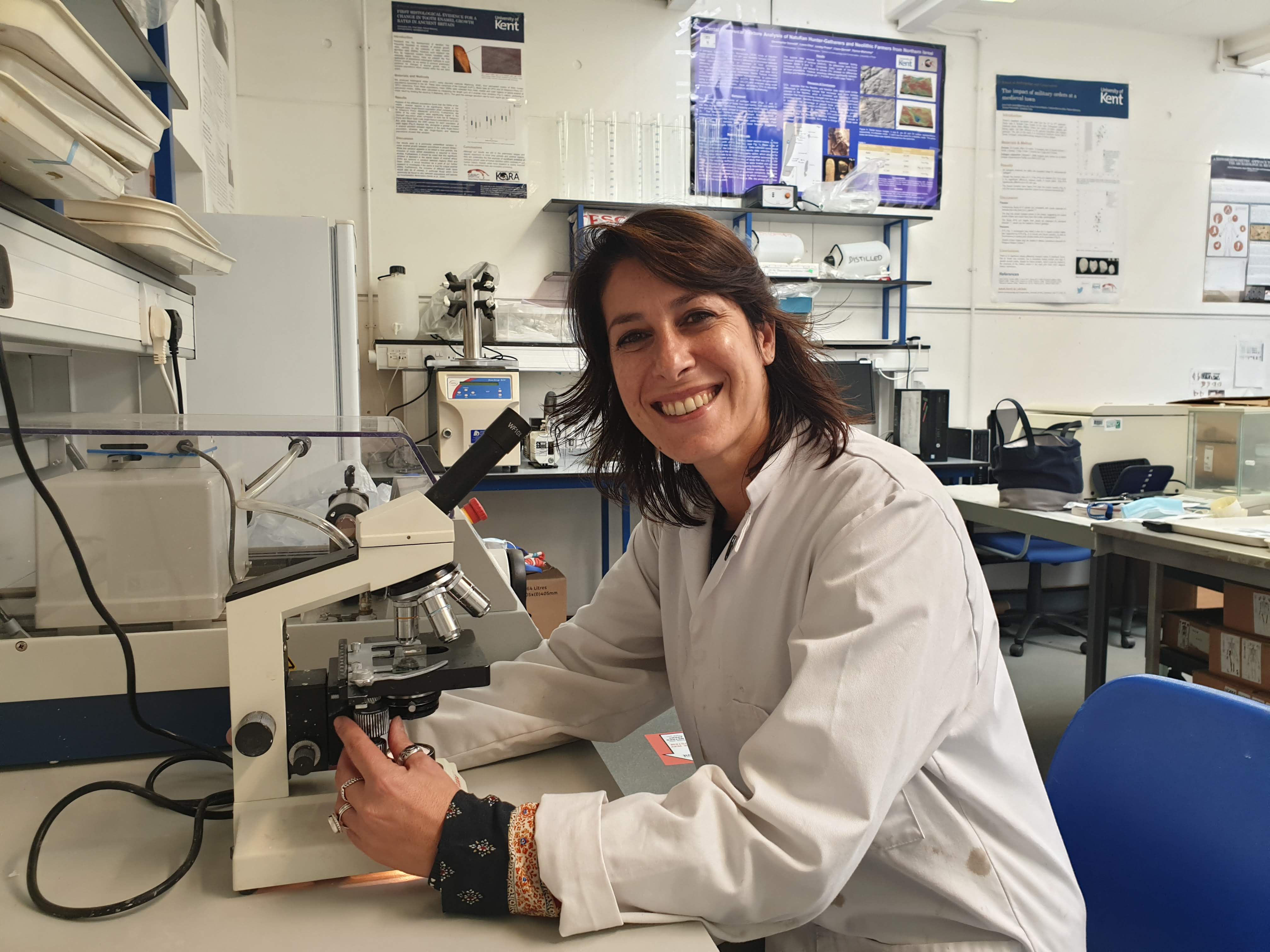 professoressa Nava, Alessia